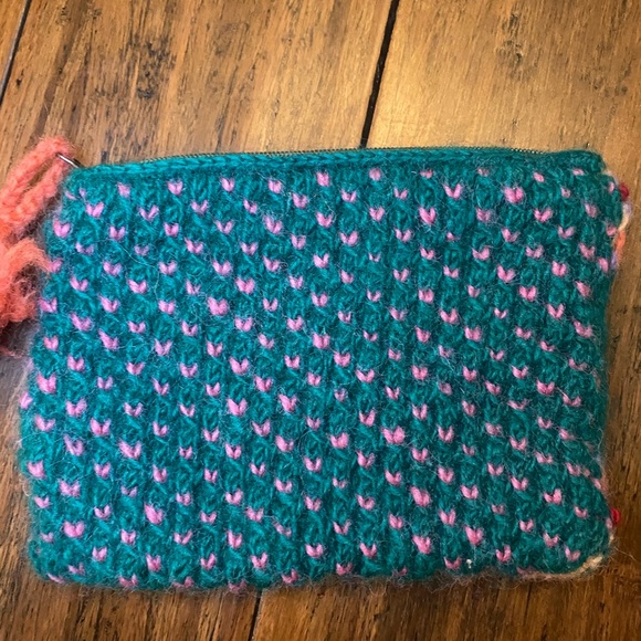 Lucette Collection French Knot zip pouch 100% wool Dream rainbow zip bag - Picture 4 of 8